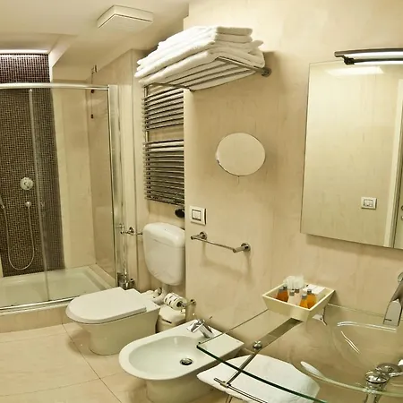 Town House Cavour 4*