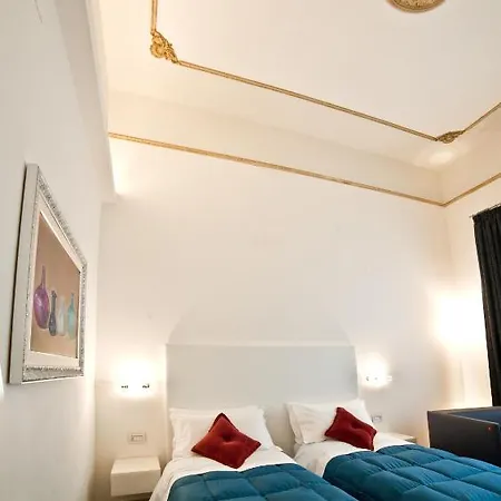Town House Cavour 4* Reggio Calabria