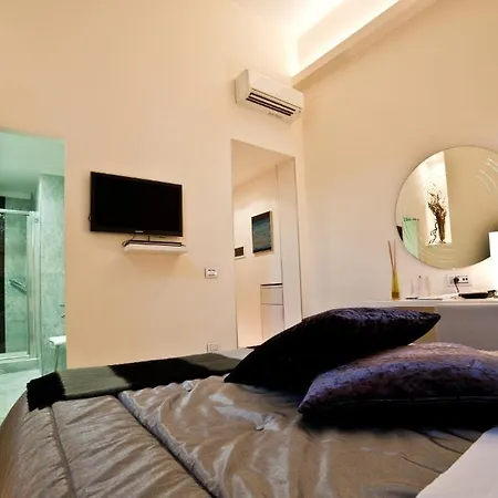 Town House Cavour 4*