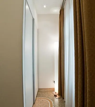 Town House Cavour Bed & Breakfast