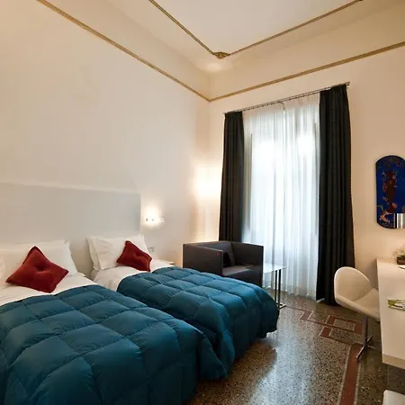 Oda ve Kahvaltı Town House Cavour Reggio di Calabria