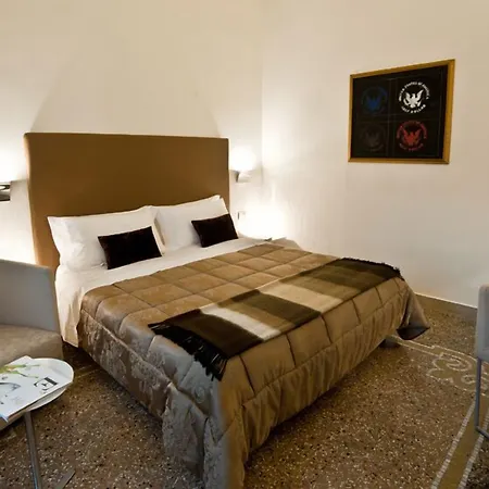 Town House Cavour 4*