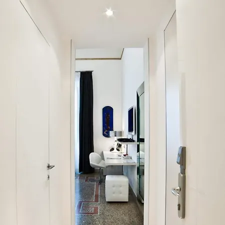 Town House Cavour Bed & Breakfast