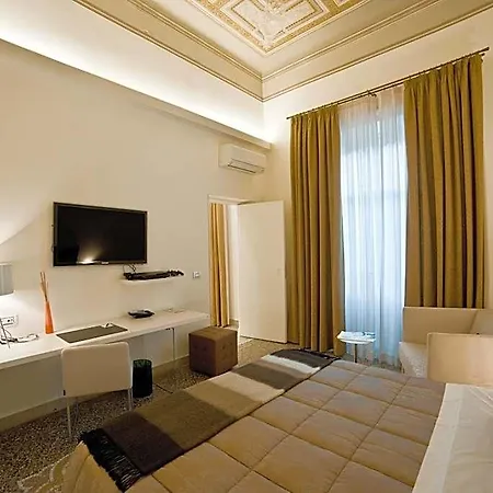 Town House Cavour
