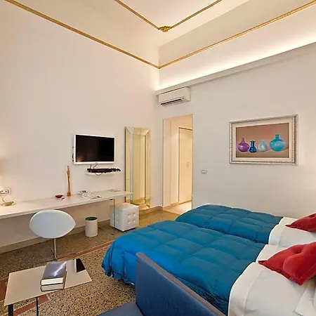 Oda ve Kahvaltı Town House Cavour