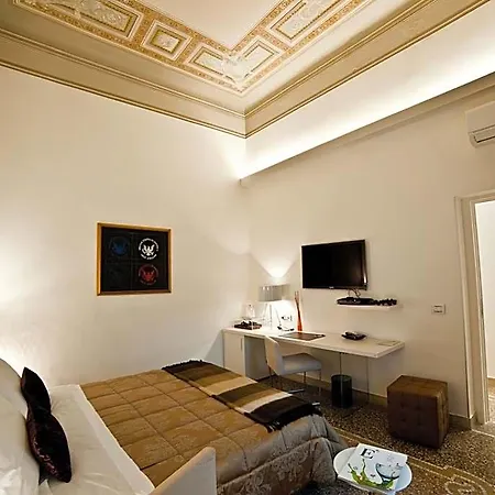 Town House Cavour Oda ve Kahvaltı Reggio di Calabria