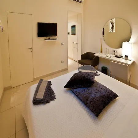 Town House Cavour 4* Reggio di Calabria