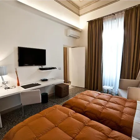 Bed & Breakfast Town House Cavour 4*