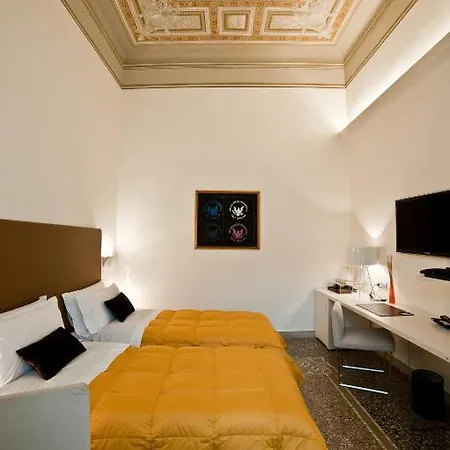 فندق مبيت وإفطار Town House Cavour