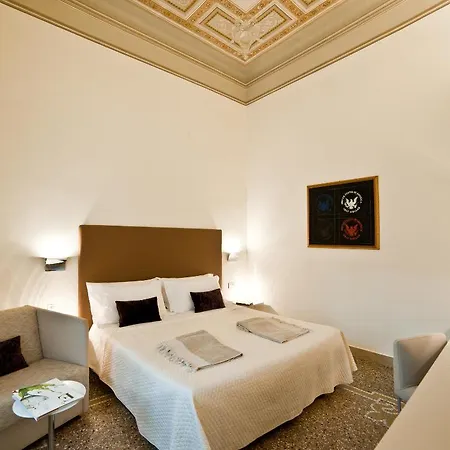 Oda ve Kahvaltı Town House Cavour