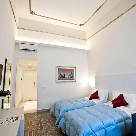 ベッド・アンド・ブレックファスト Town House Cavour 4*
