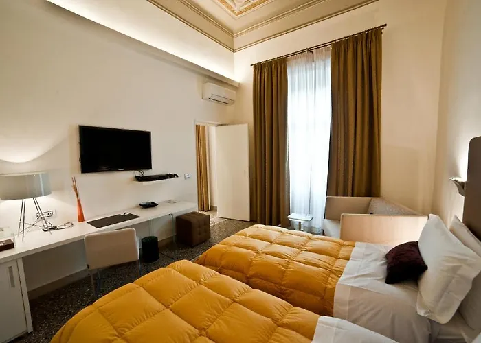 Town House Cavour 4*