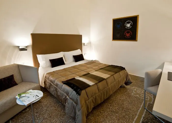 Town House Cavour 4*