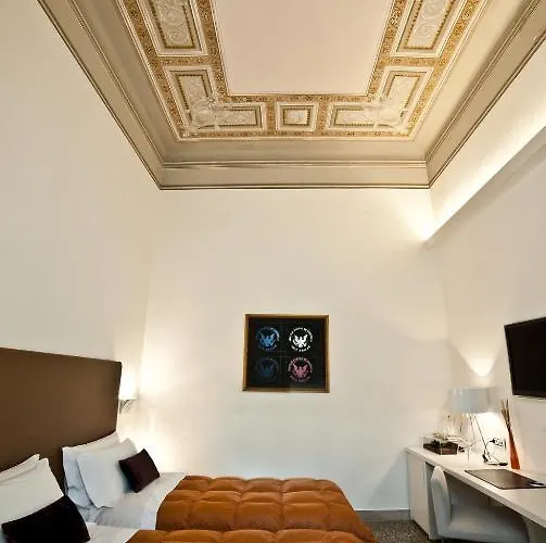Town House Cavour 4*