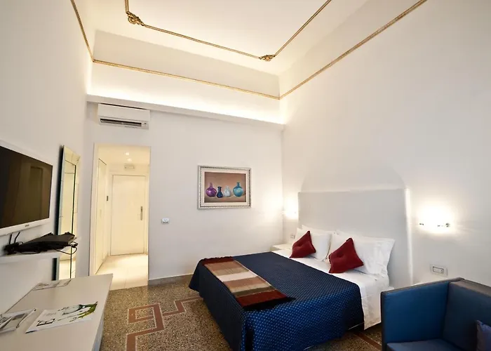 Town House Cavour Bed & Breakfast 4*